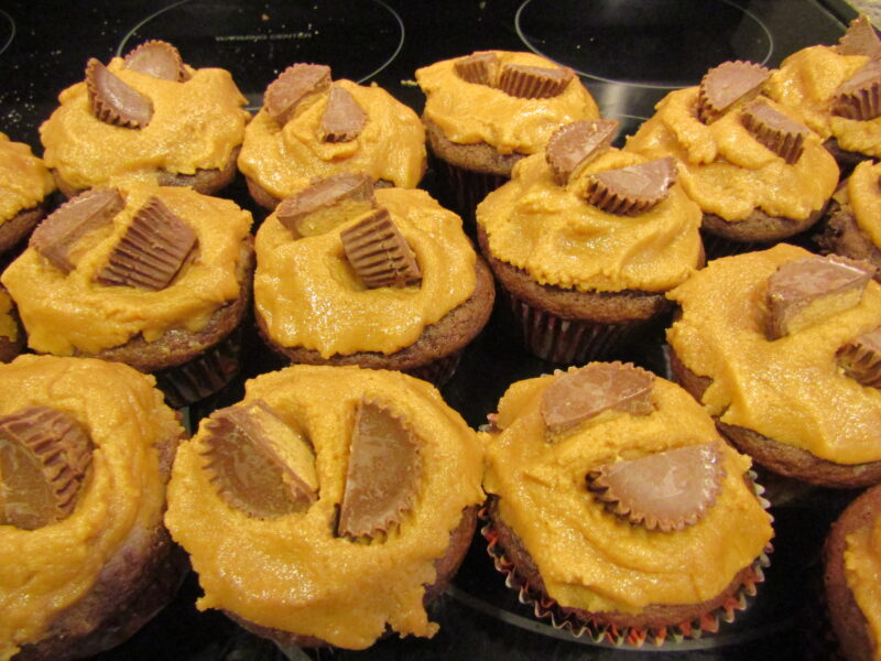 Reese’s Peanut Butter Cup Cupcakes