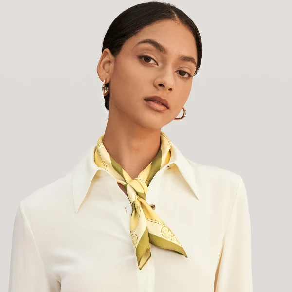 Medallion Lily Silk Twill Neckerchief