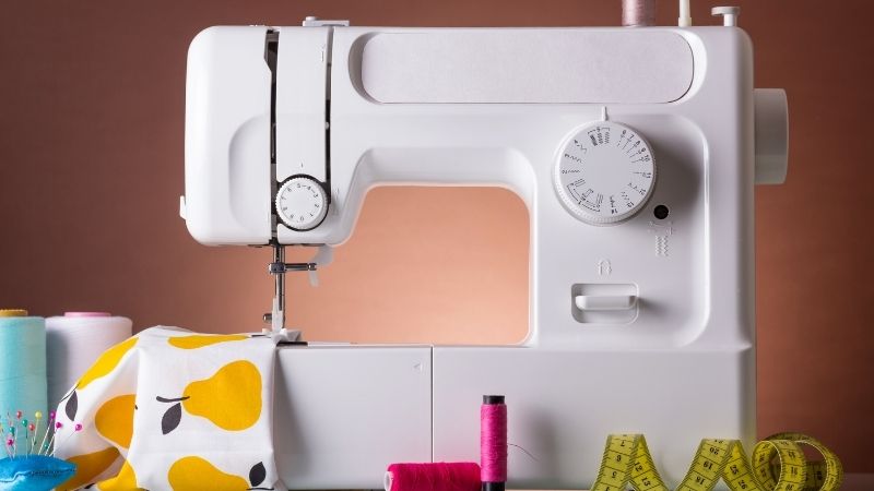 8 Factors to Consider When Buying a Sewing Machine