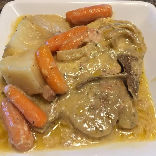 creamy crockpot pork chops