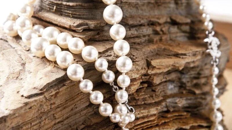 how to clean pearls