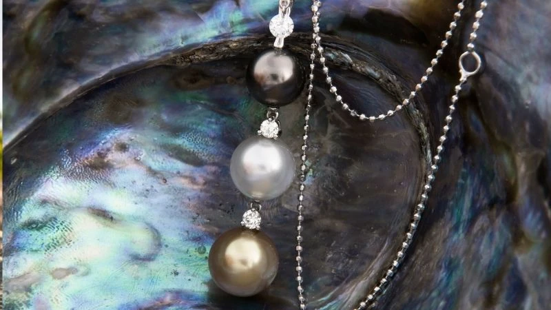 tahitian pearls